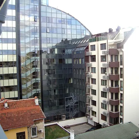Amik Ovcho Pole Apartment