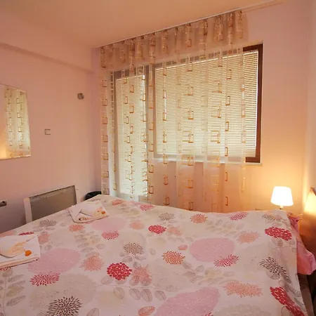 Apartment Amik Ovcho Pole Sofia