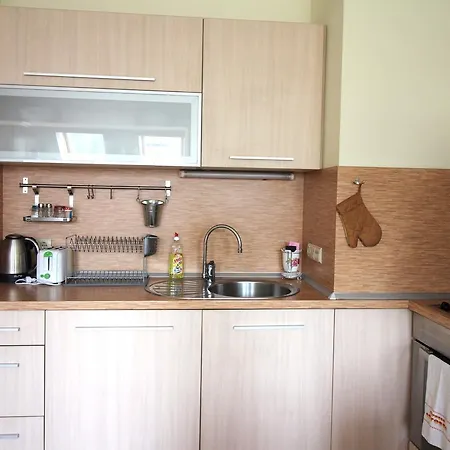 Amik Ovcho Pole Apartment